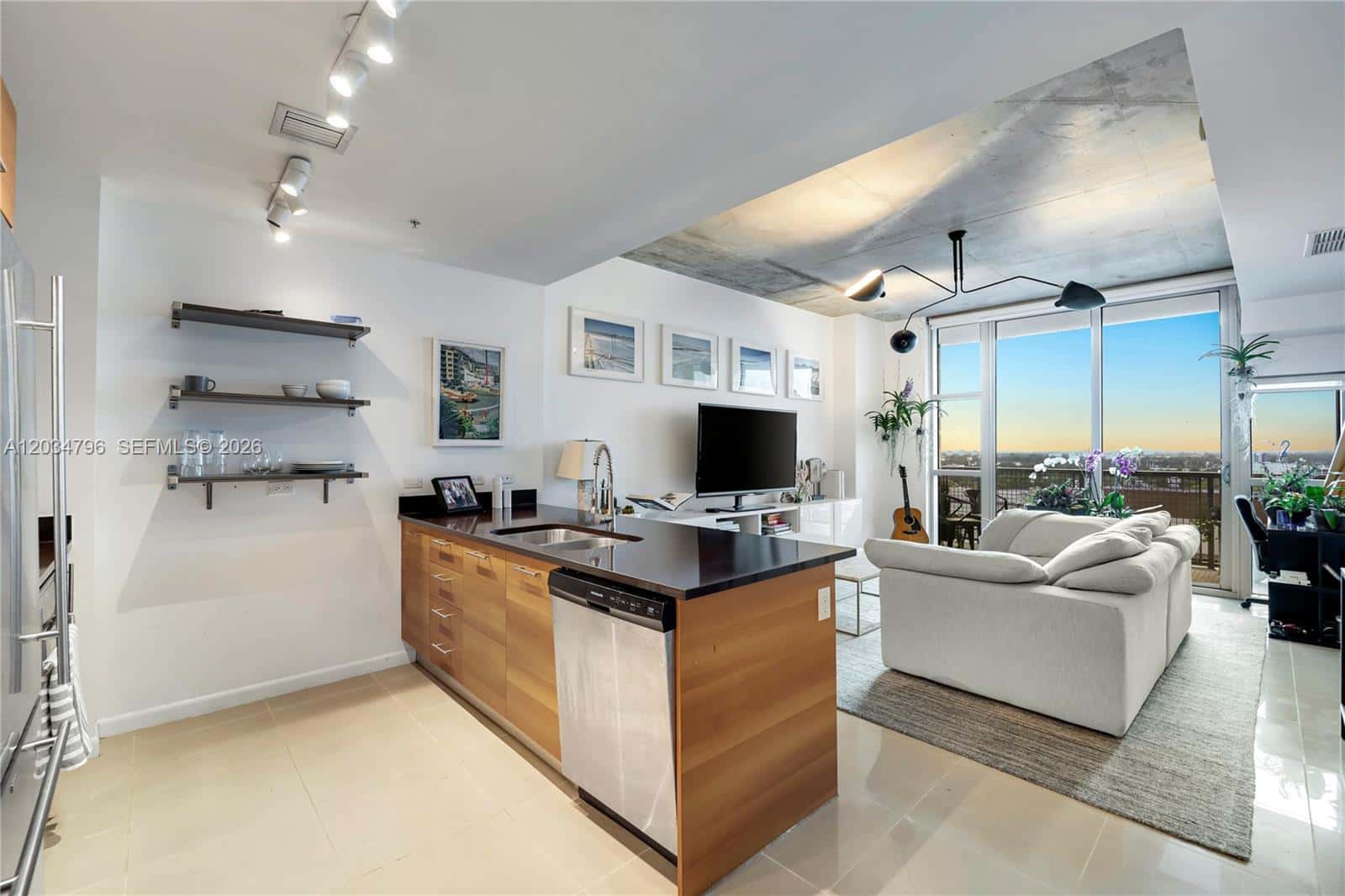 3301 NE 1st Ave # H1405, Miami FL 33137