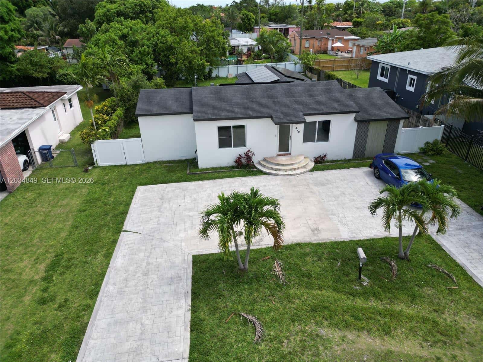 420 NW 145th St, Miami FL 33168