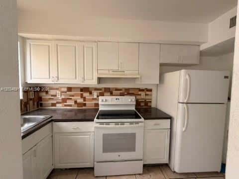 8447 NW 4th Ave # 8447, Miami FL 33150