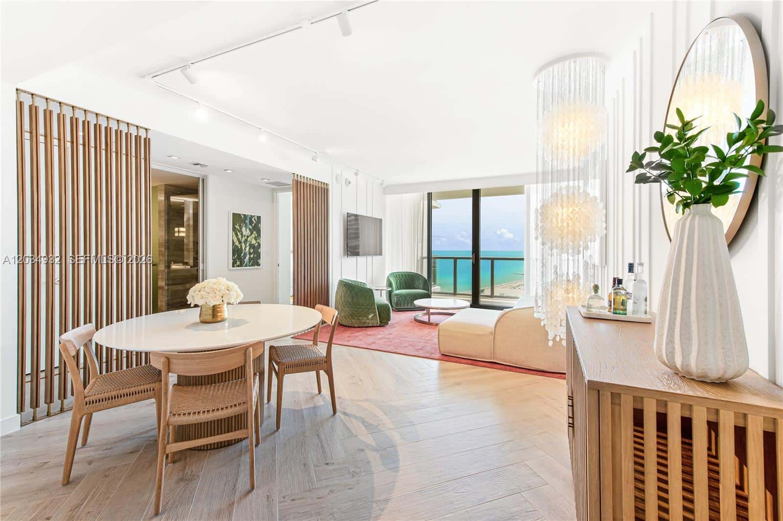 2201 Collins Ave # 1019, Miami Beach FL 33139