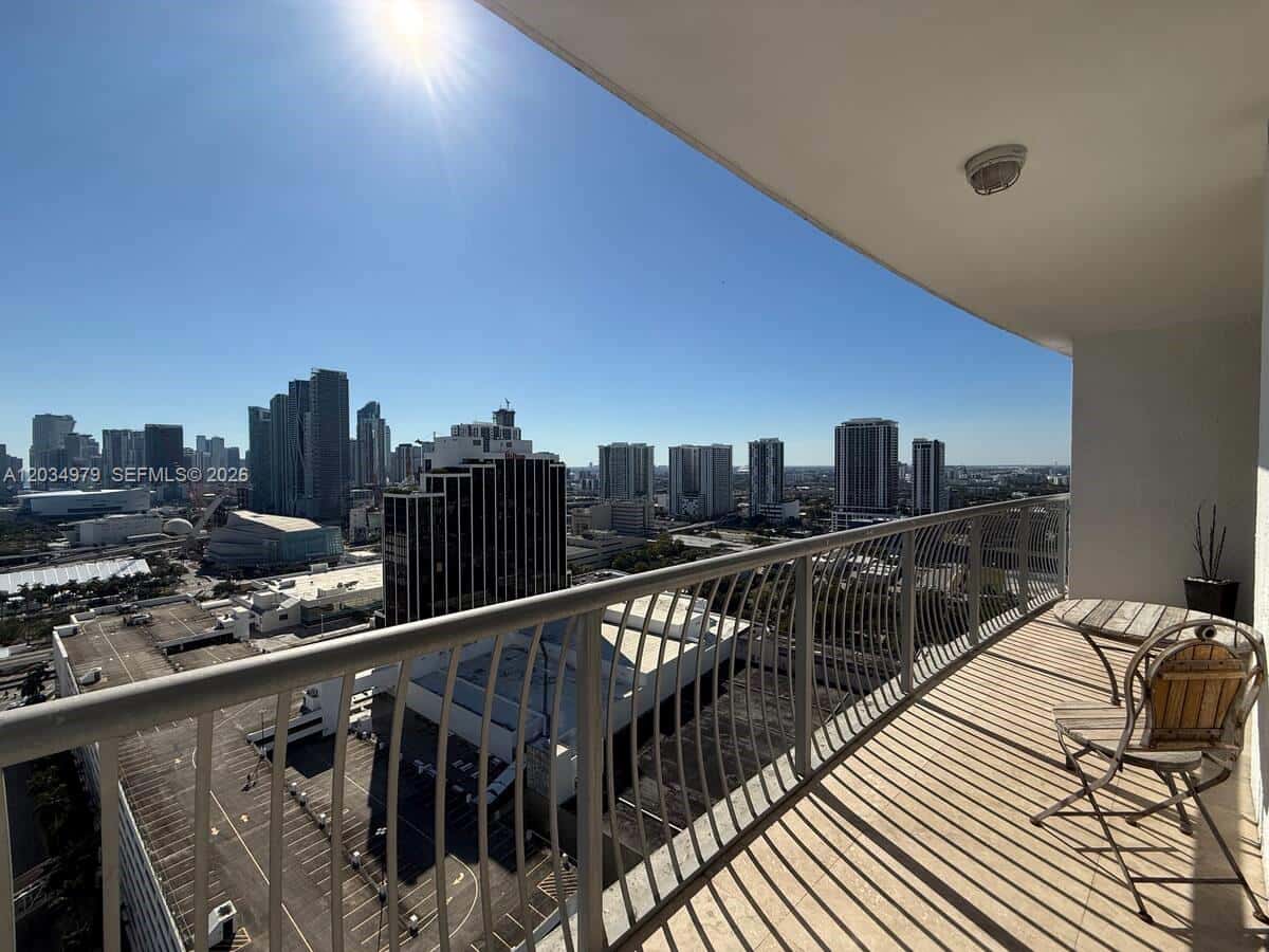 1750 N Bayshore Dr # 3010, Miami FL 33132