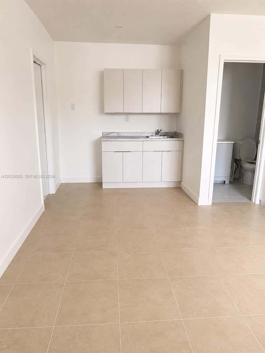 11931 SW 132nd Ave, Miami FL 33186