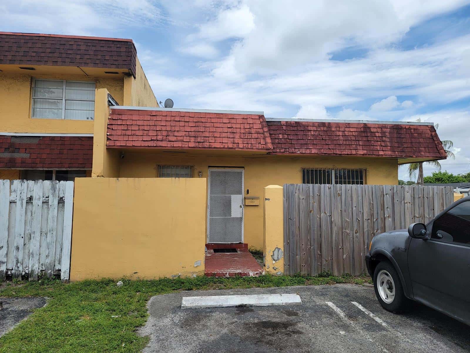 606 NW 179th Street, Miami Gardens FL 33169
