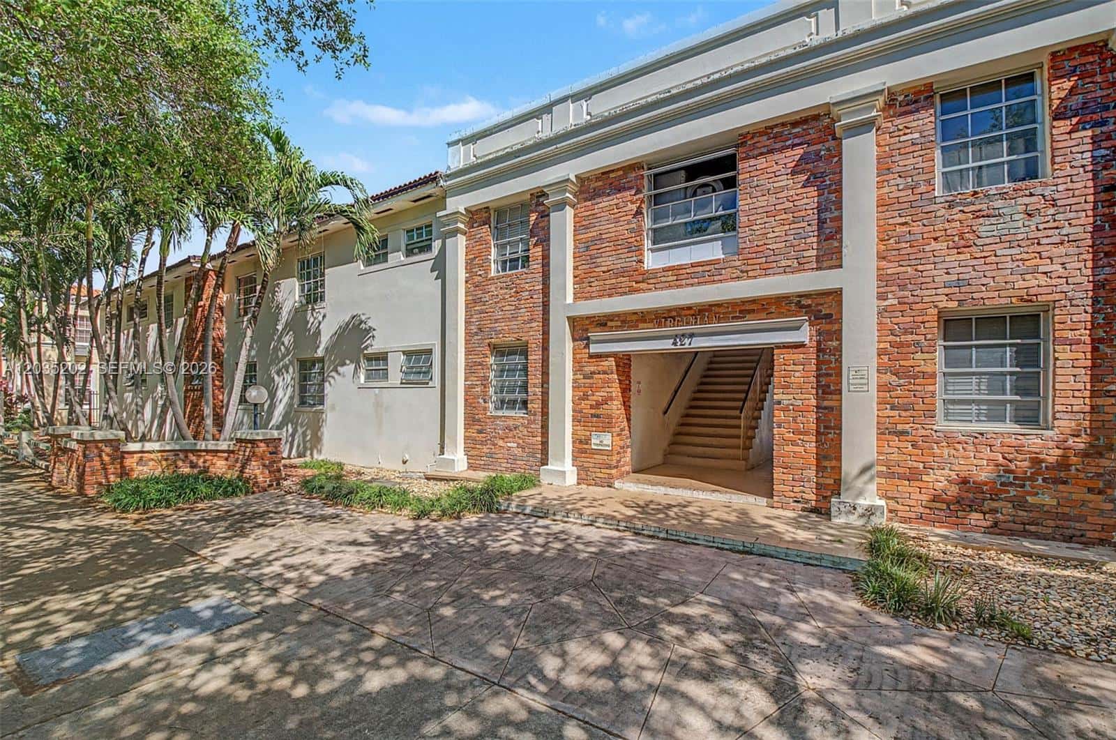 427 Anastasia Ave # 11, Coral Gables FL 33134