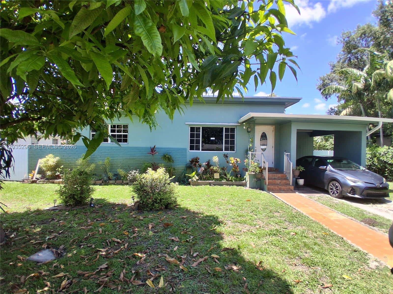 220 NW 150th St, Miami FL 33168