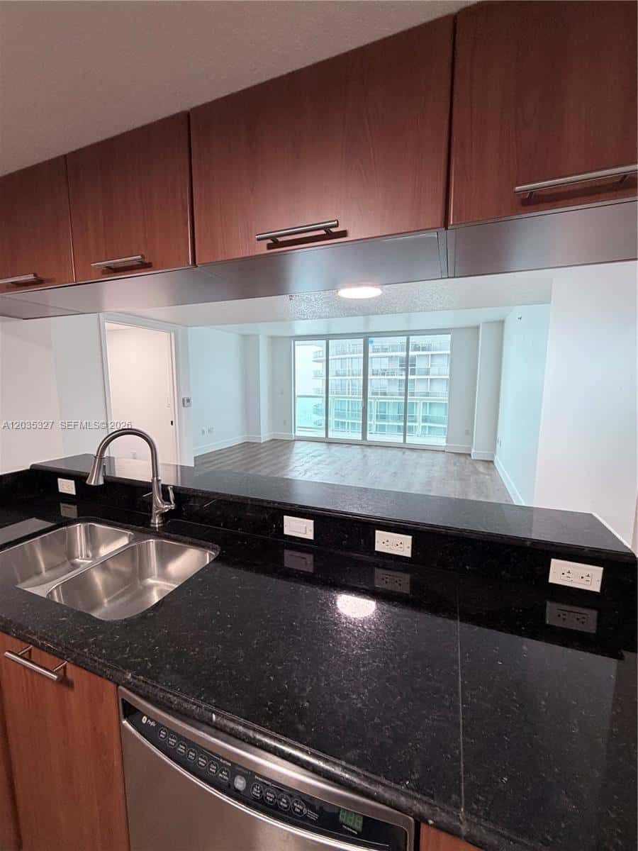 1800 N Bayshore Dr # 3511, Miami FL 33132