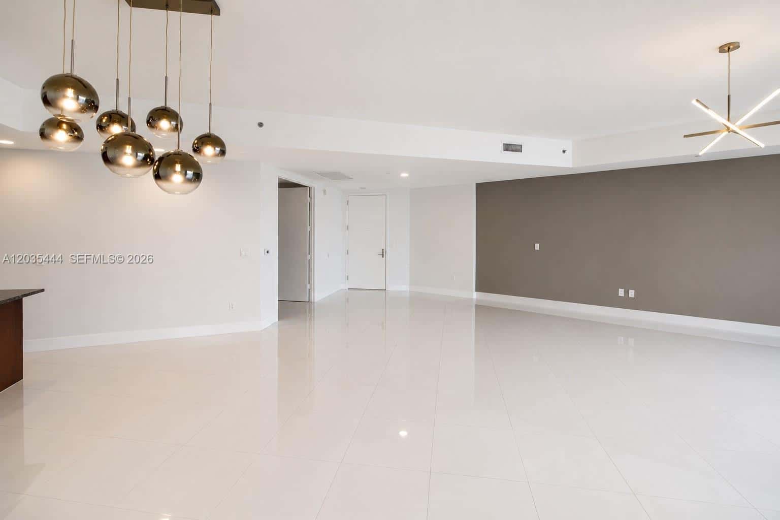 15901 Collins Ave # 403, Sunny Isles Beach FL 33160