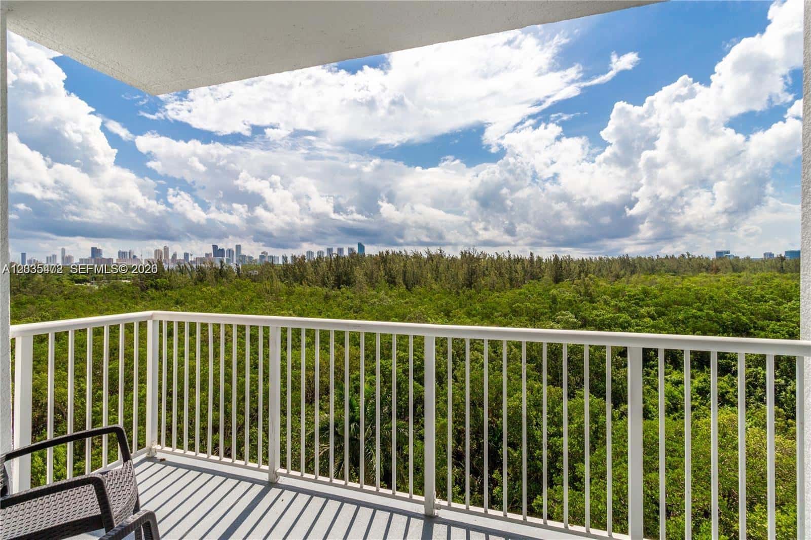 14951 Royal Oaks Ln # 708, North Miami FL 33181