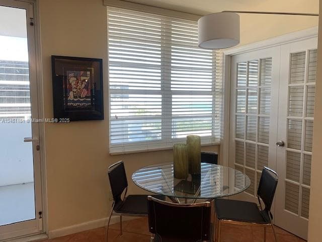 100 Lincoln Rd # 1129, Miami Beach FL 33139 — 2
