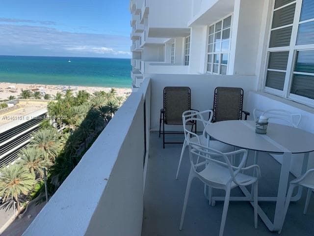 100 Lincoln Rd # 1129, Miami Beach FL 33139 — 13