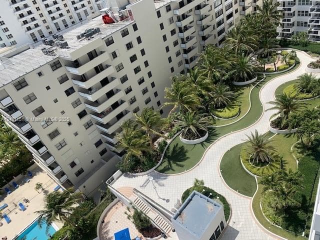 100 Lincoln Rd # 1129, Miami Beach FL 33139 — 17