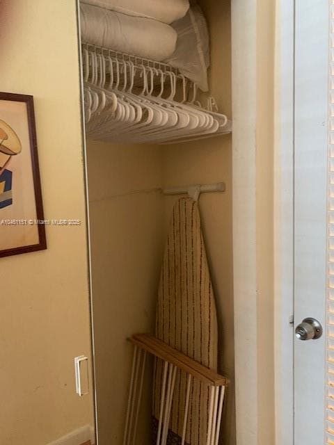 100 Lincoln Rd # 1129, Miami Beach FL 33139 — 10