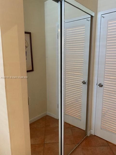 100 Lincoln Rd # 1129, Miami Beach FL 33139 — 11