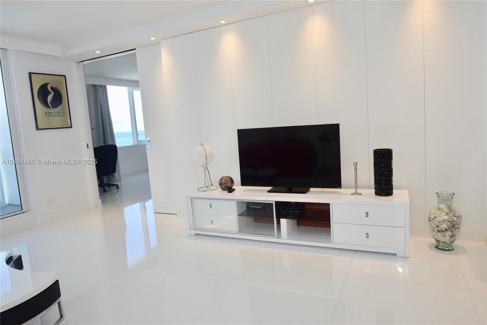 2301 Collins Ave, Miami Beach FL 33139 — 8