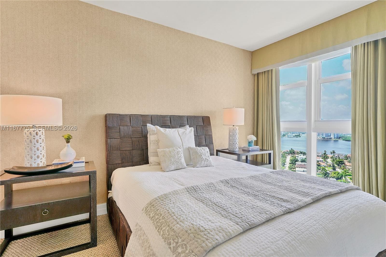 18911 collins ave # 2705, Sunny Isles Beach FL 33160 — 35