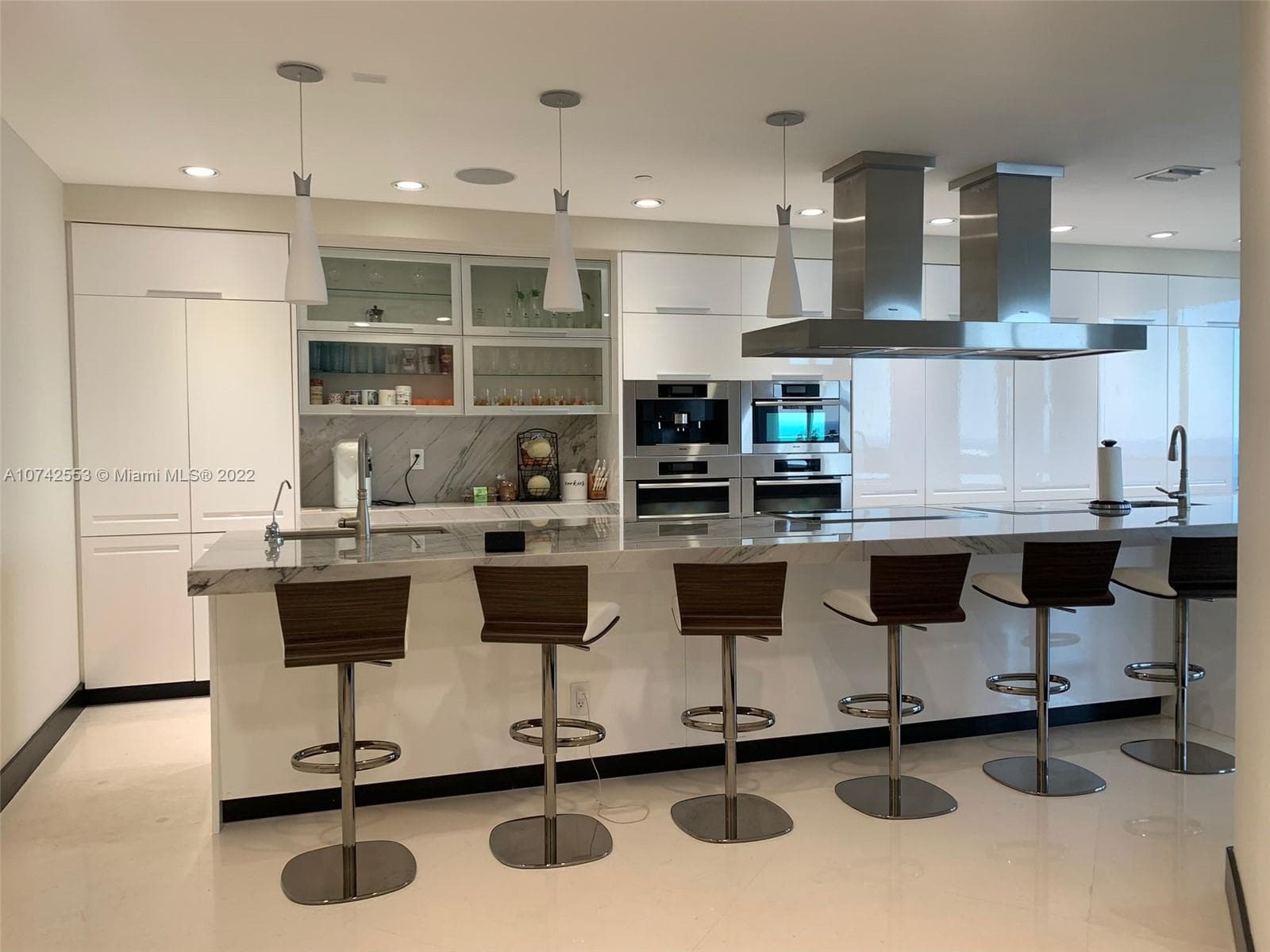 3802 NE 207th St # 2802, Aventura FL 33180 — 46