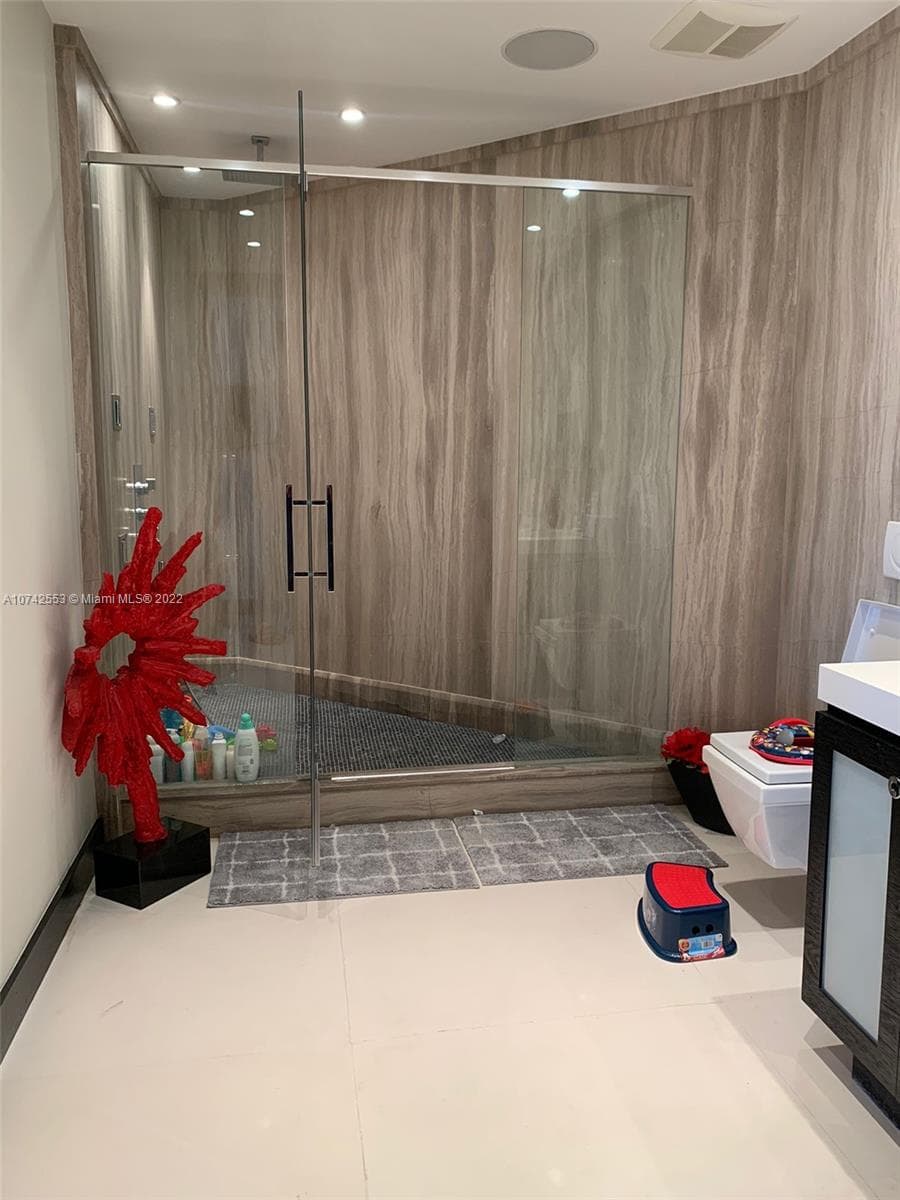 3802 NE 207th St # 2802, Aventura FL 33180 — 64