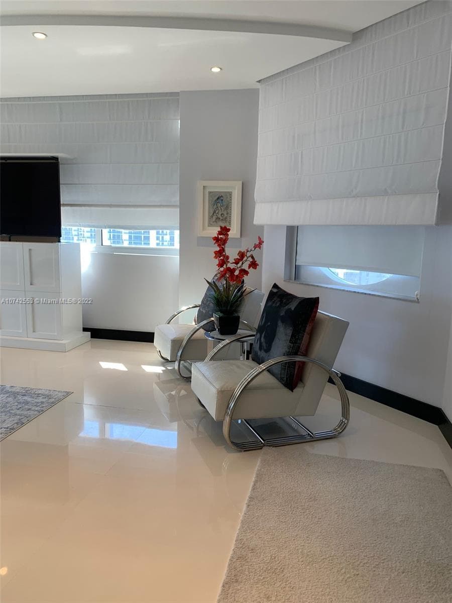 3802 NE 207th St # 2802, Aventura FL 33180 — 74