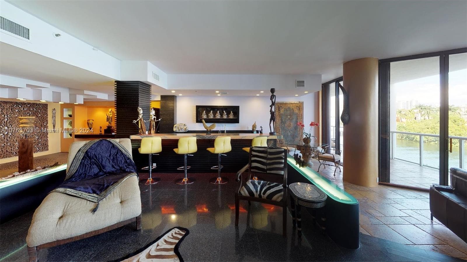 4000 Island Blvd, Aventura FL 33160 — 11