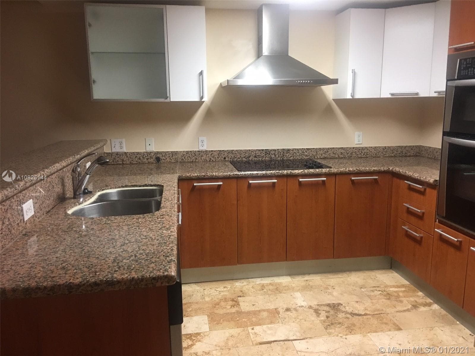 170 SE 14th St # 1507, Miami FL 33131 — 6