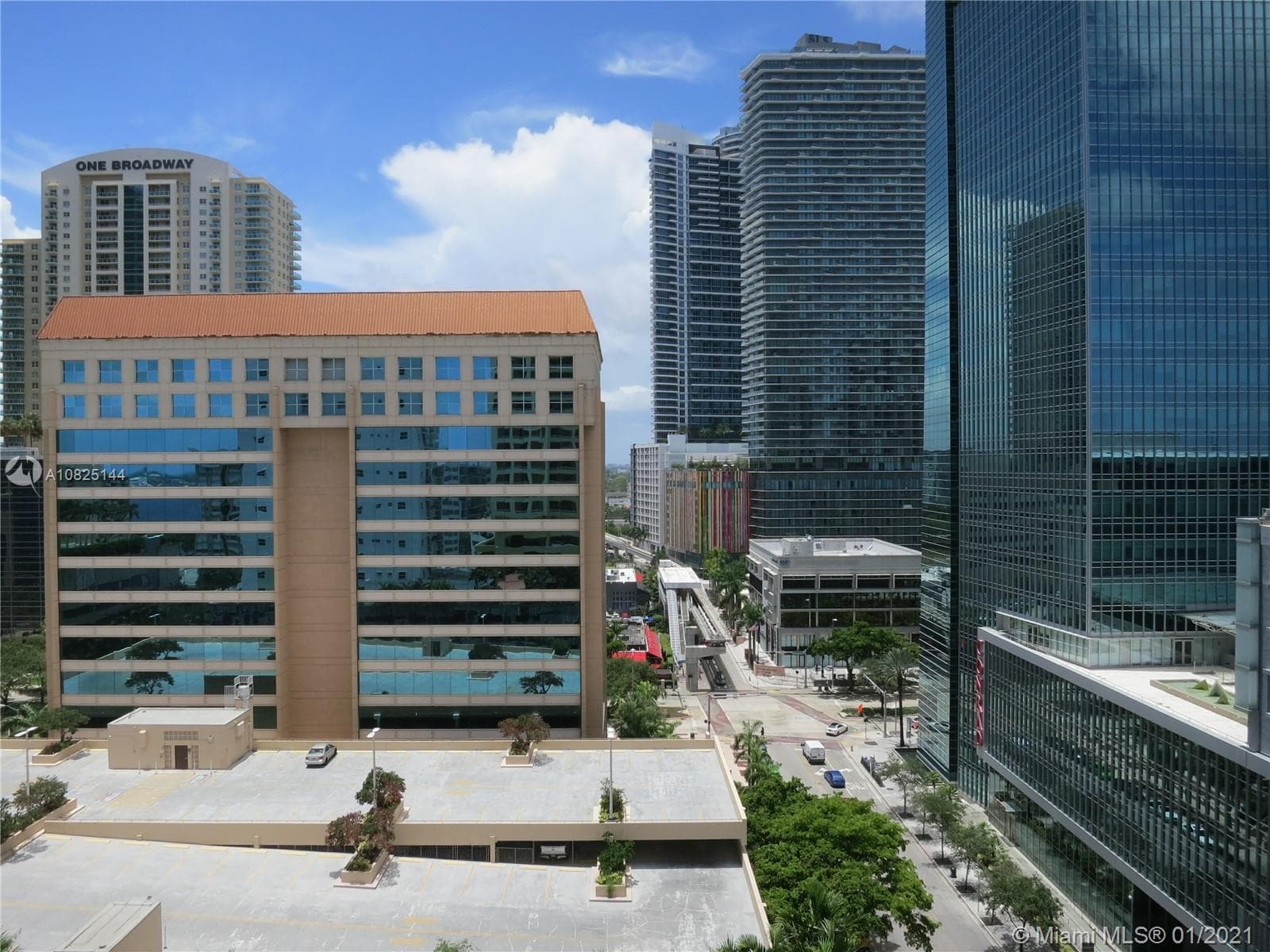 170 SE 14th St # 1507, Miami FL 33131 — 19