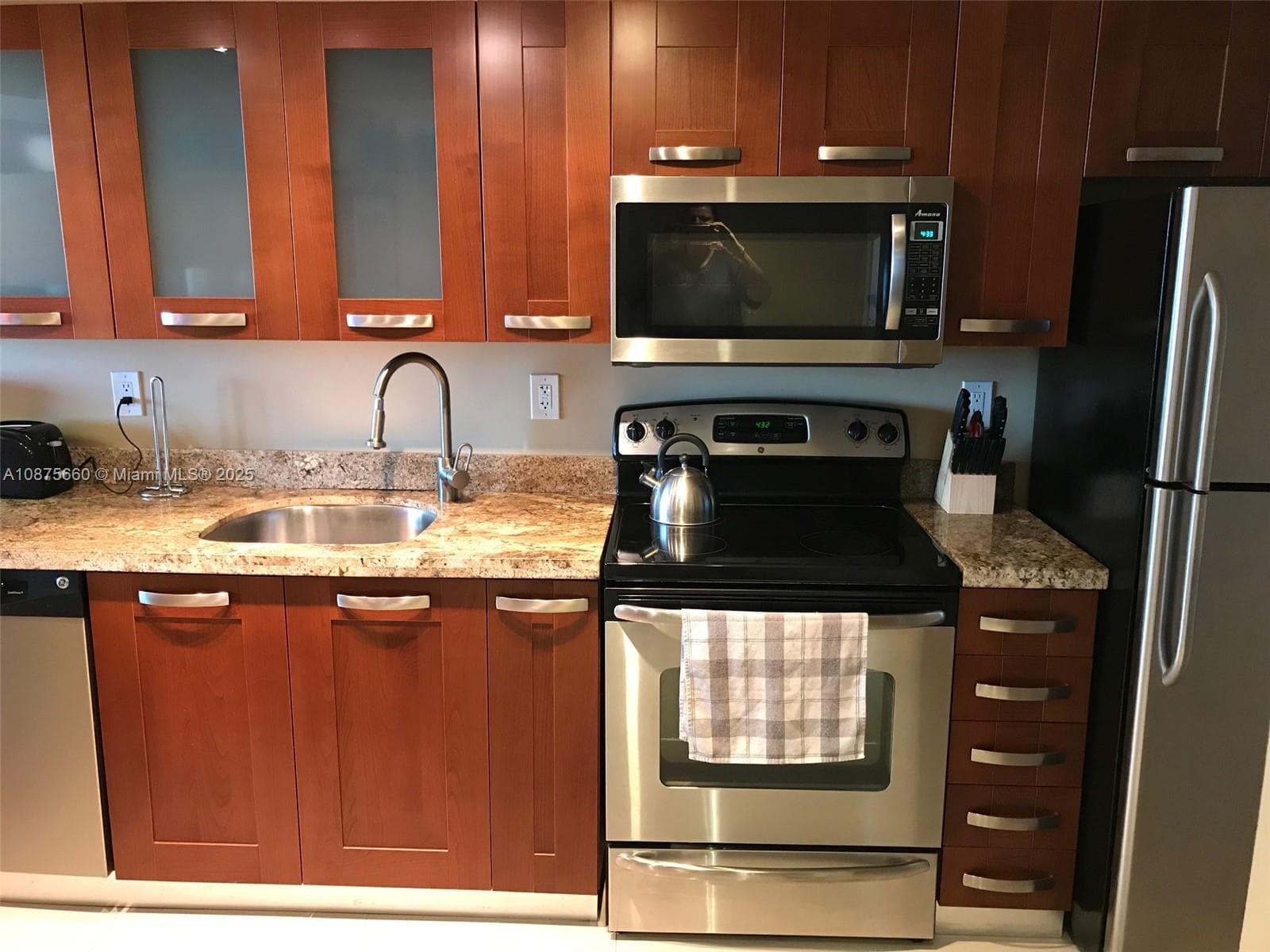 100 Lincoln Rd # 1226, Miami Beach FL 33139 — 13