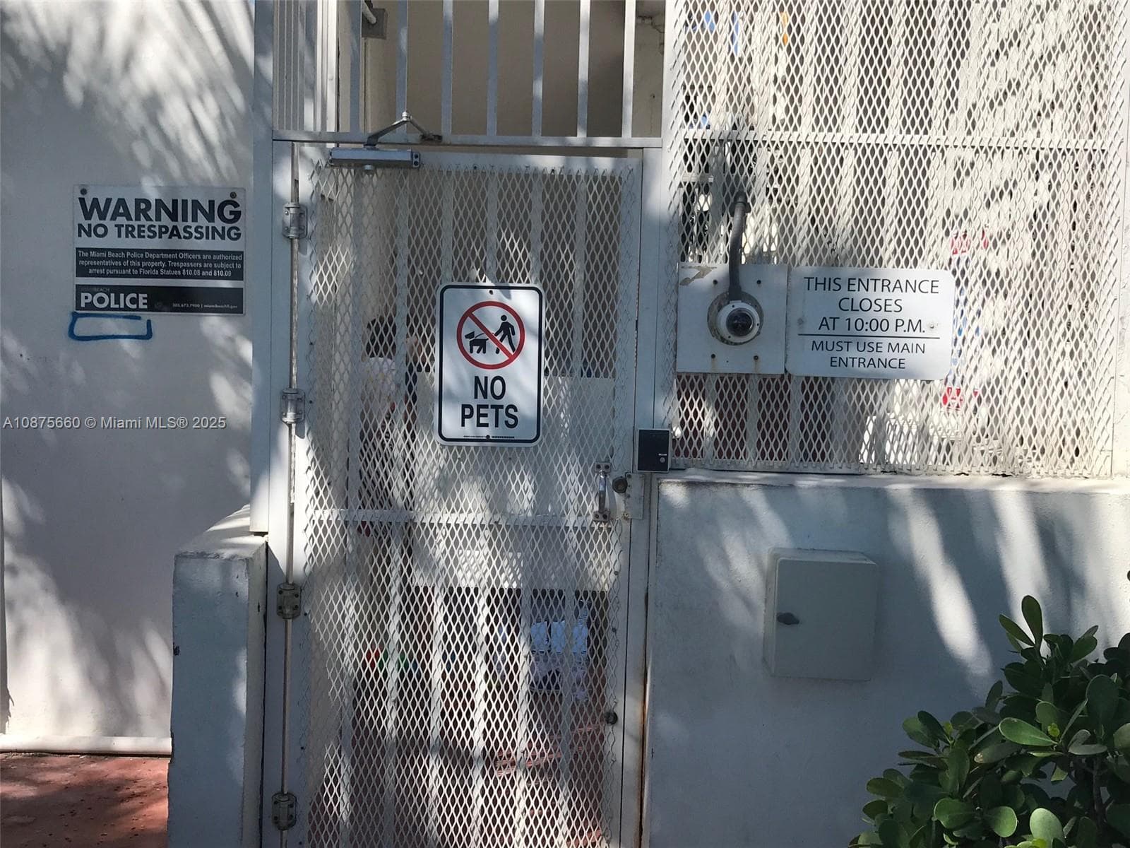 100 Lincoln Rd # 1226, Miami Beach FL 33139 — 26
