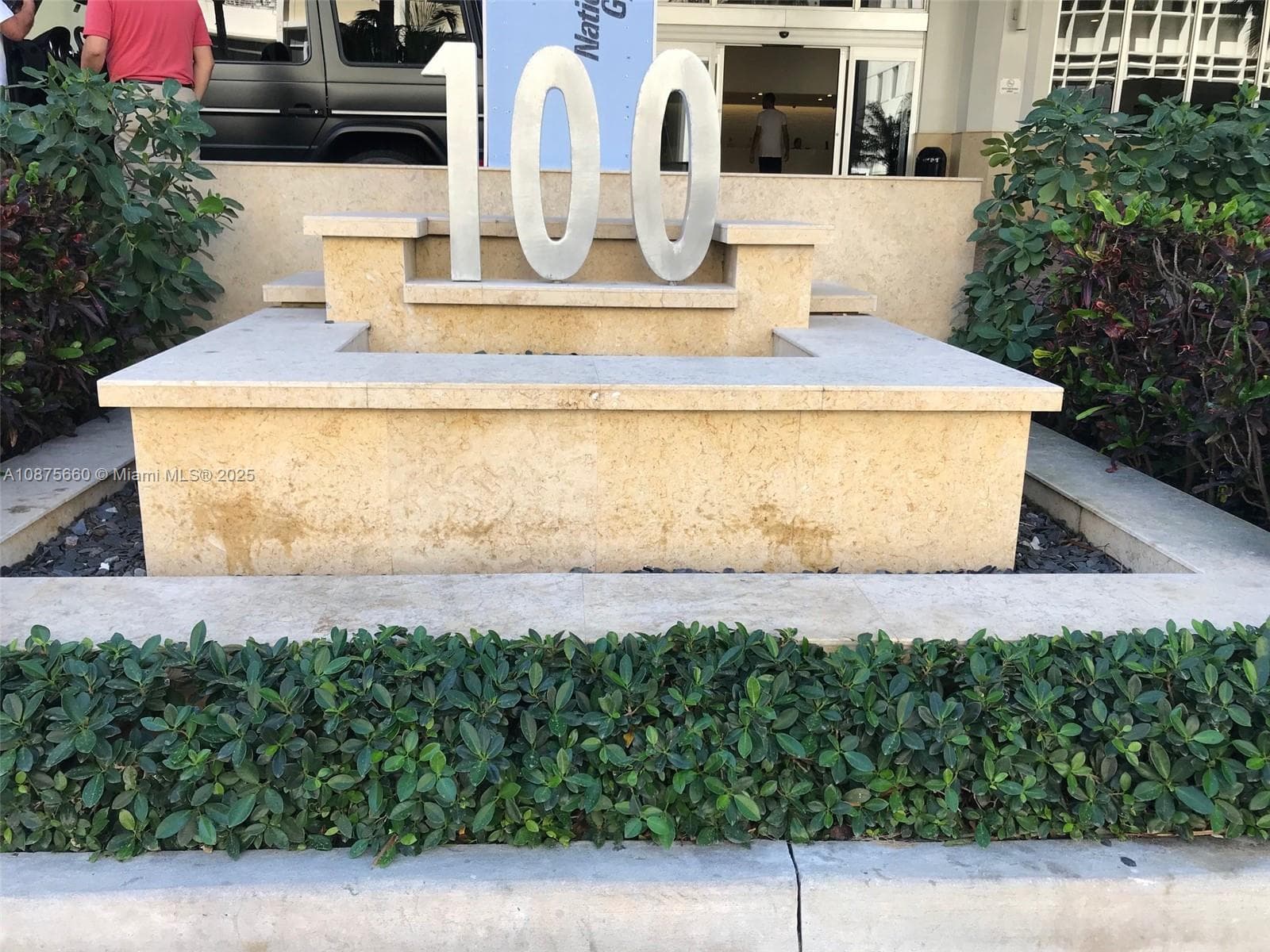 100 Lincoln Rd # 1226, Miami Beach FL 33139 — 28