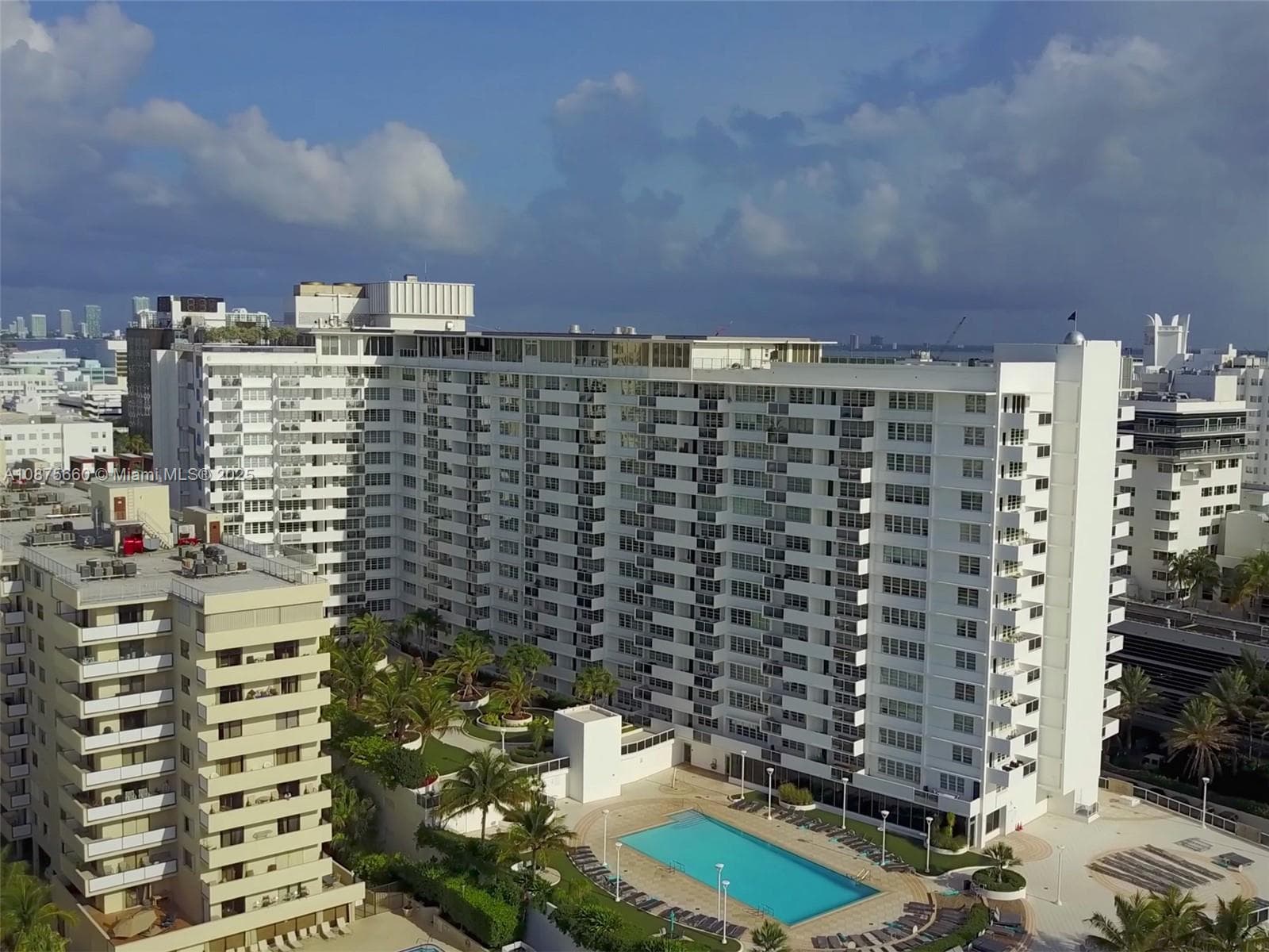 100 Lincoln Rd # 1226, Miami Beach FL 33139 — 38