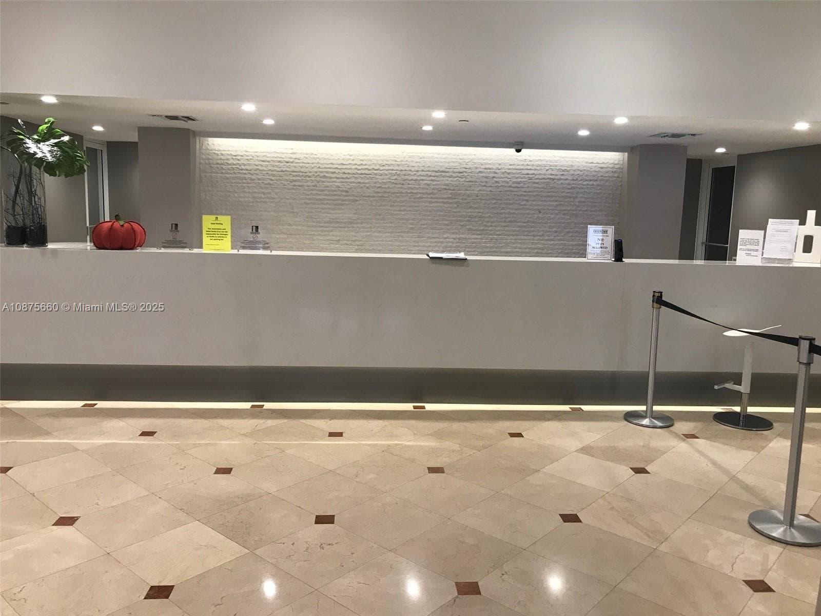 100 Lincoln Rd # 1226, Miami Beach FL 33139 — 29