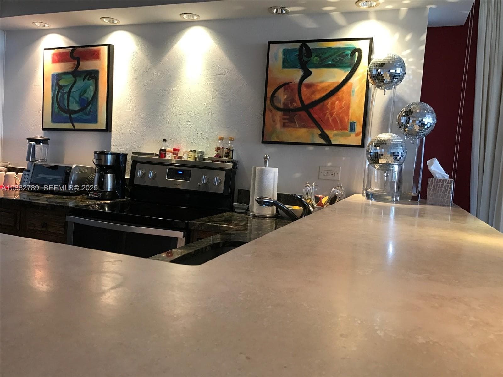 100 Lincoln Rd # 644, Miami Beach FL 33139 — 23