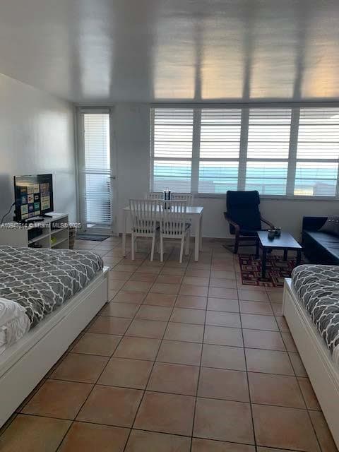 100 Lincoln Rd # 1219, Miami Beach FL 33139 — 2