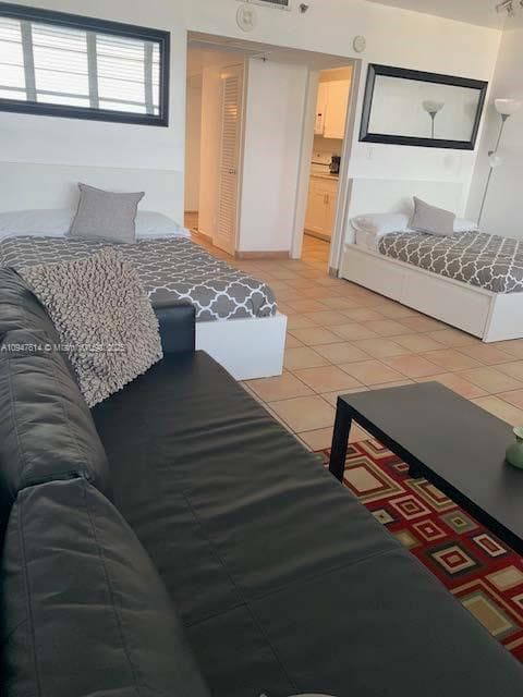 100 Lincoln Rd # 1219, Miami Beach FL 33139 — 5