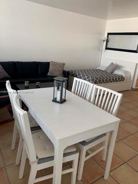 100 Lincoln Rd # 1219, Miami Beach FL 33139 — 4