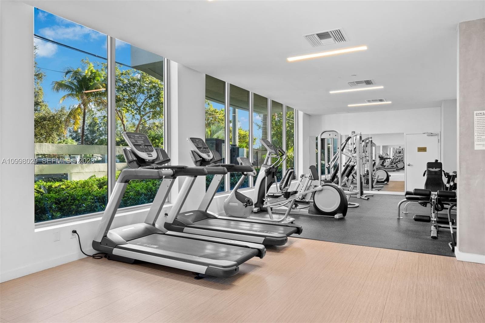13800 Highland Dr # 504, North Miami Beach FL 33181 — 27