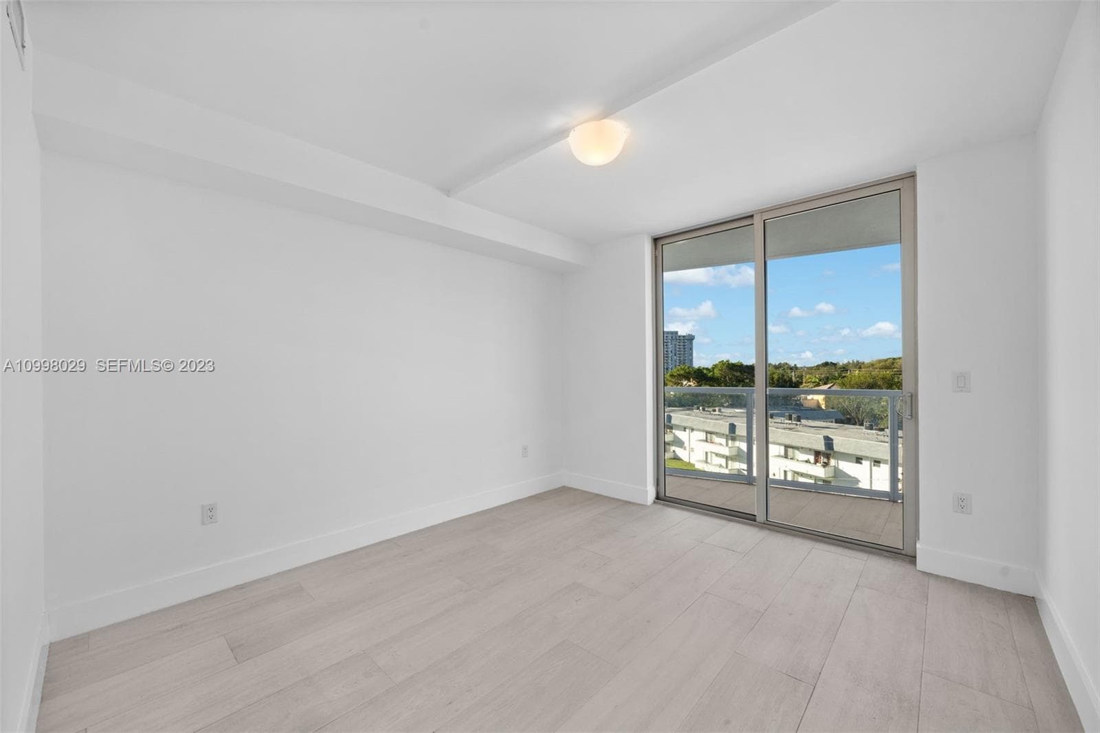 13800 Highland Dr # 504, North Miami Beach FL 33181 — 16