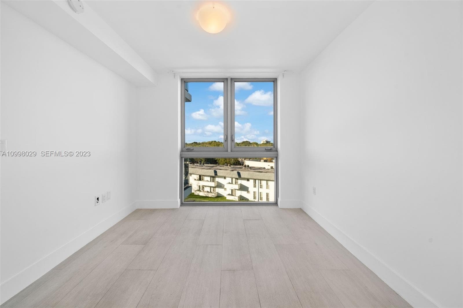 13800 Highland Dr # 504, North Miami Beach FL 33181 — 12