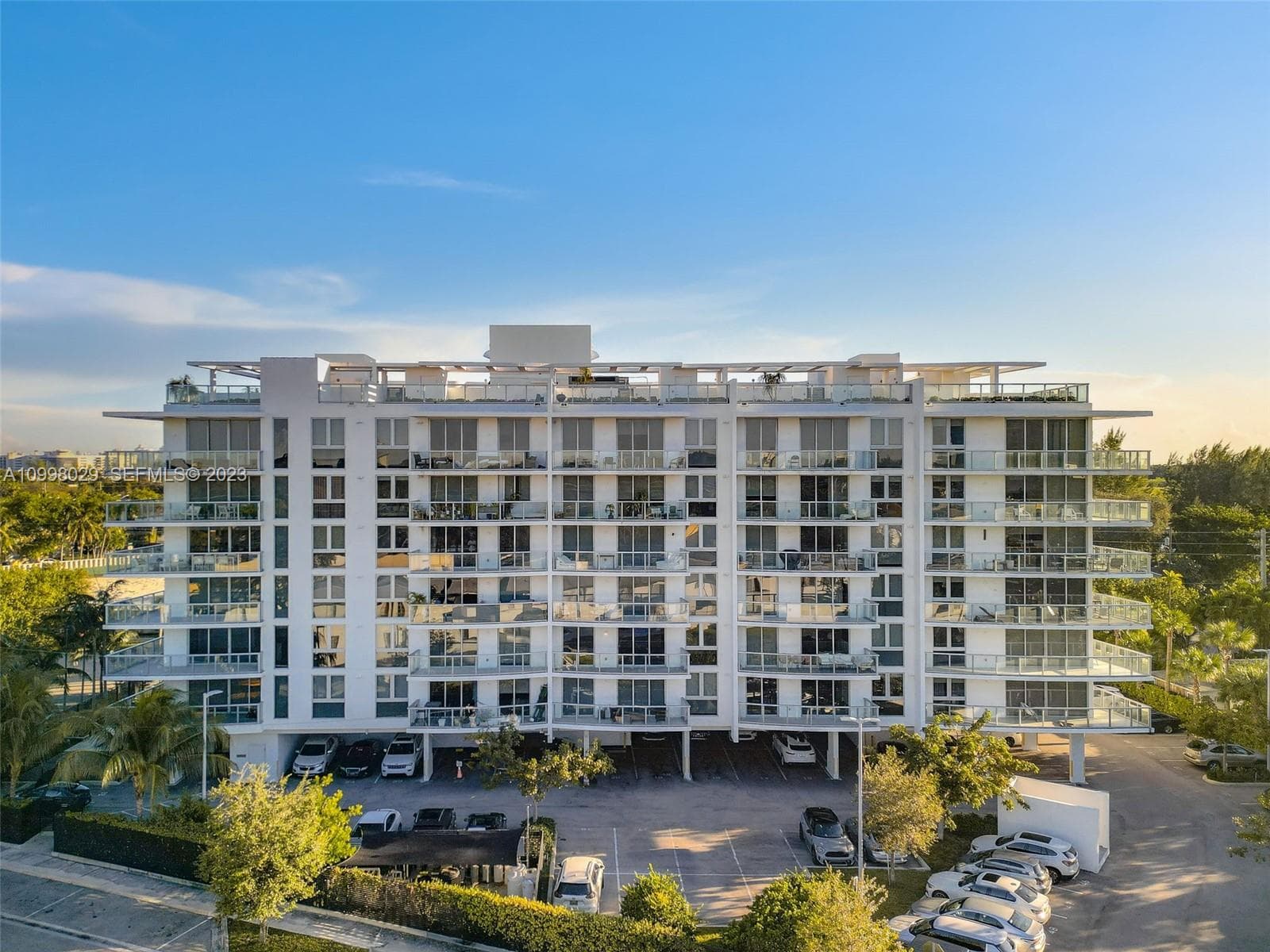 13800 Highland Dr # 504, North Miami Beach FL 33181 — 3