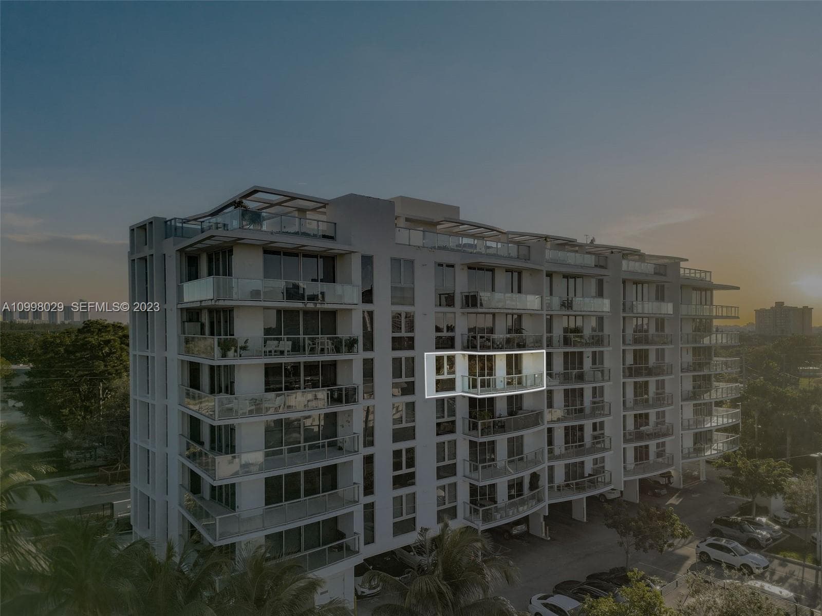 13800 Highland Dr # 504, North Miami Beach FL 33181 — 36