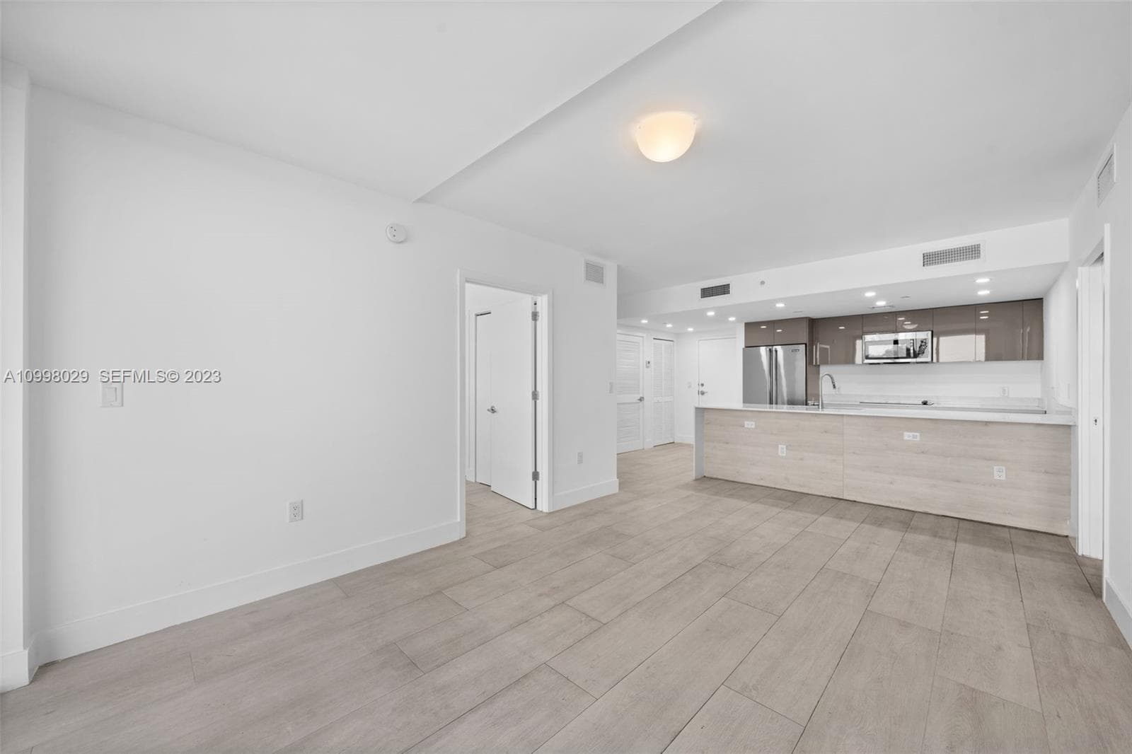 13800 Highland Dr # 504, North Miami Beach FL 33181 — 5