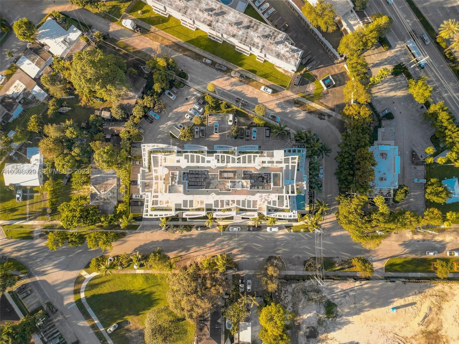 13800 Highland Dr # 504, North Miami Beach FL 33181 — 33