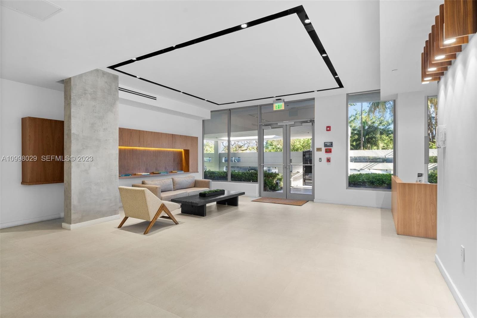 13800 Highland Dr # 504, North Miami Beach FL 33181 — 25