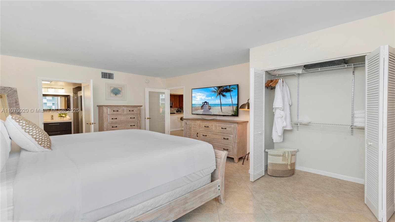 2301 Collins Ave # 301, Miami Beach FL 33139 — 15