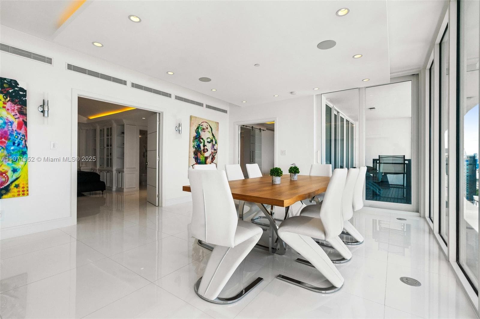 100 Lincoln Rd, Miami Beach FL 33139 — 13