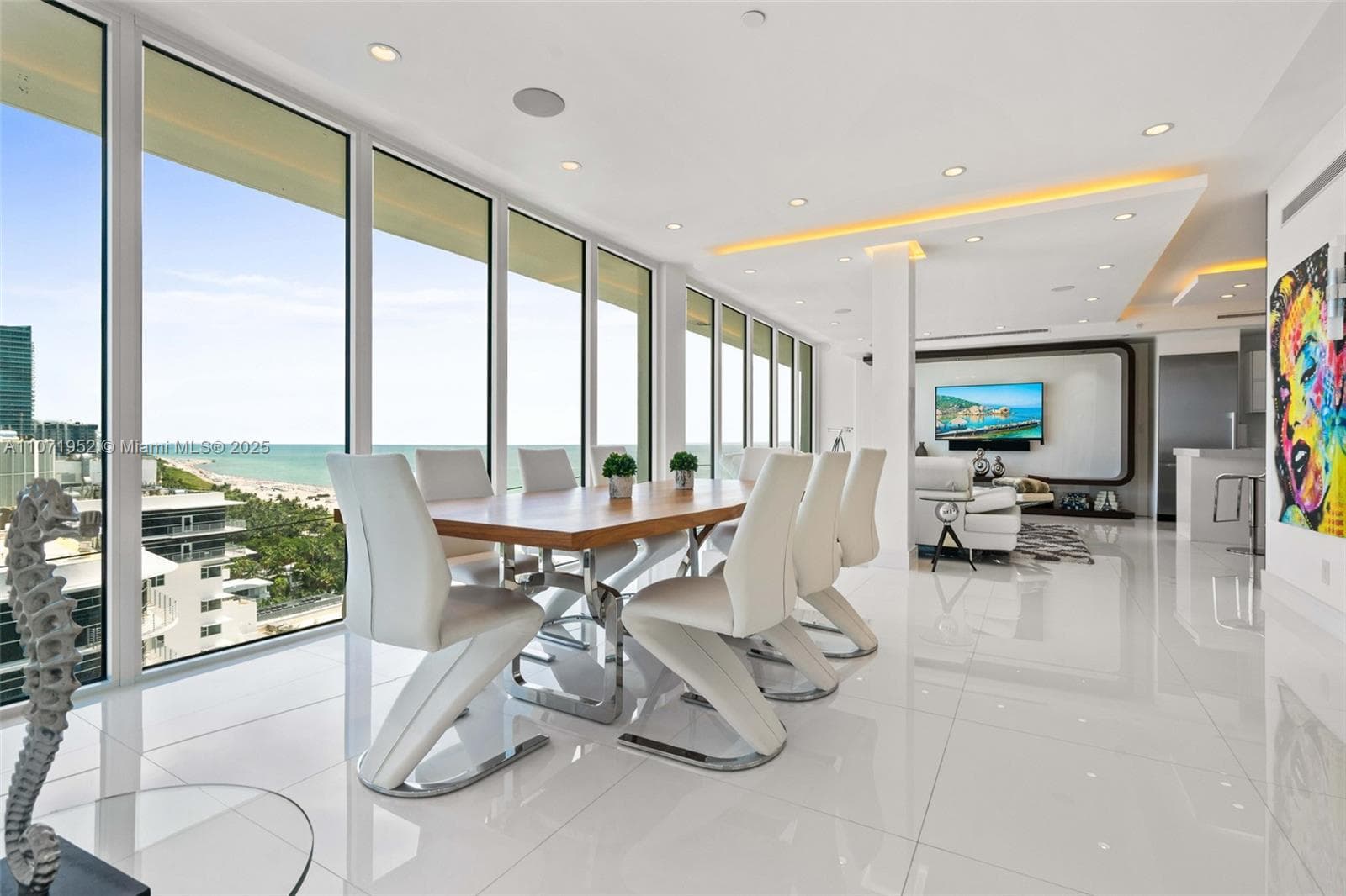 100 Lincoln Rd, Miami Beach FL 33139 — 5
