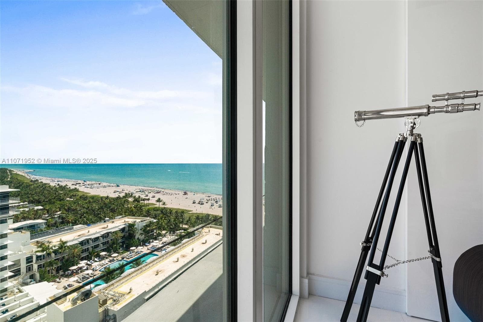 100 Lincoln Rd, Miami Beach FL 33139 — 9
