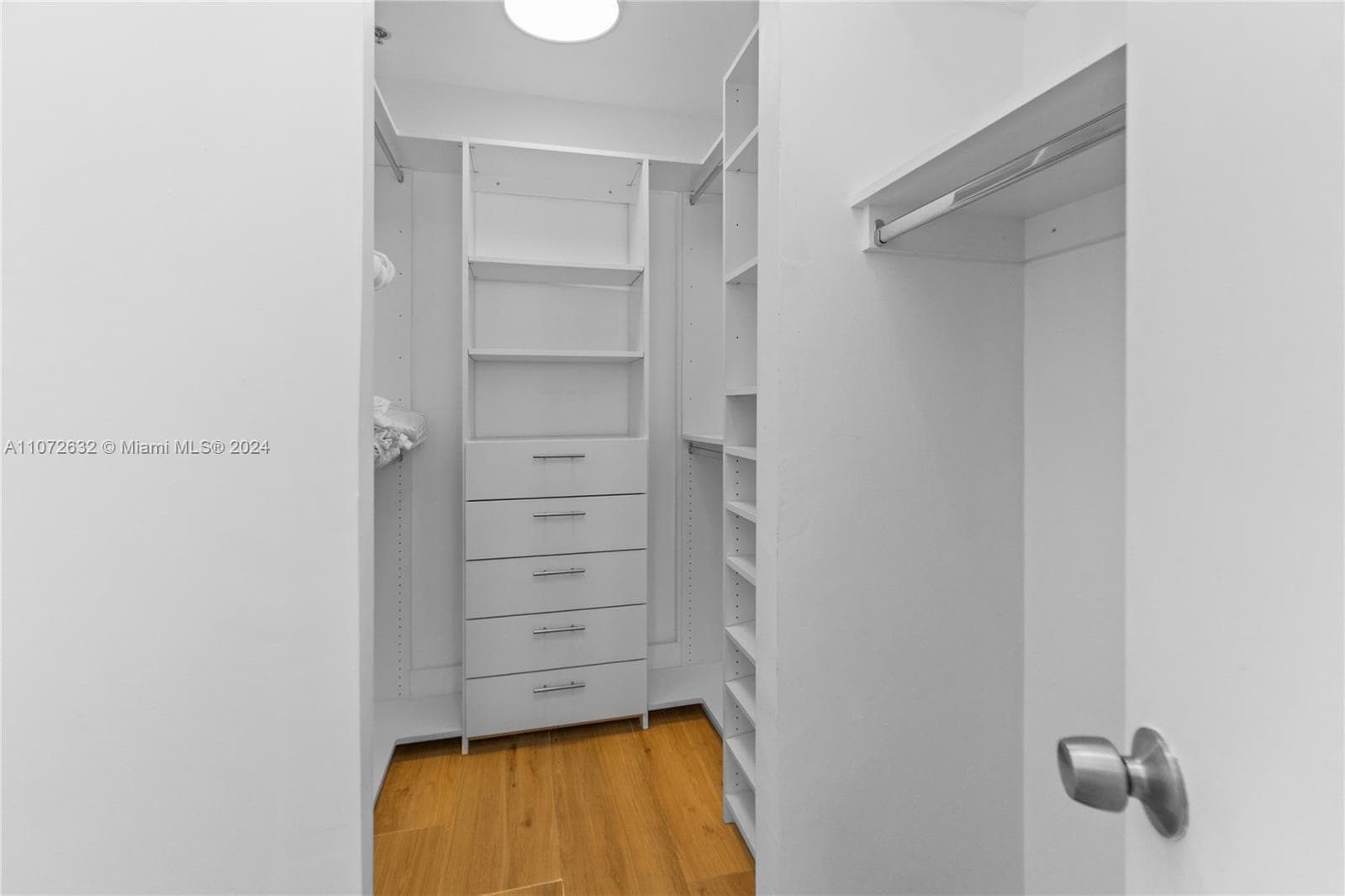 100 Lincoln Rd # 1627, Miami Beach FL 33139 — 9