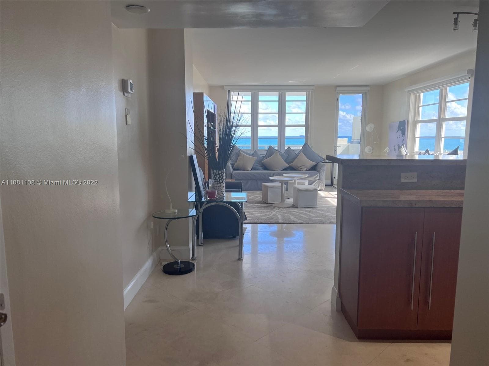 100 Lincoln Rd # 1121, Miami Beach FL 33139 — 2