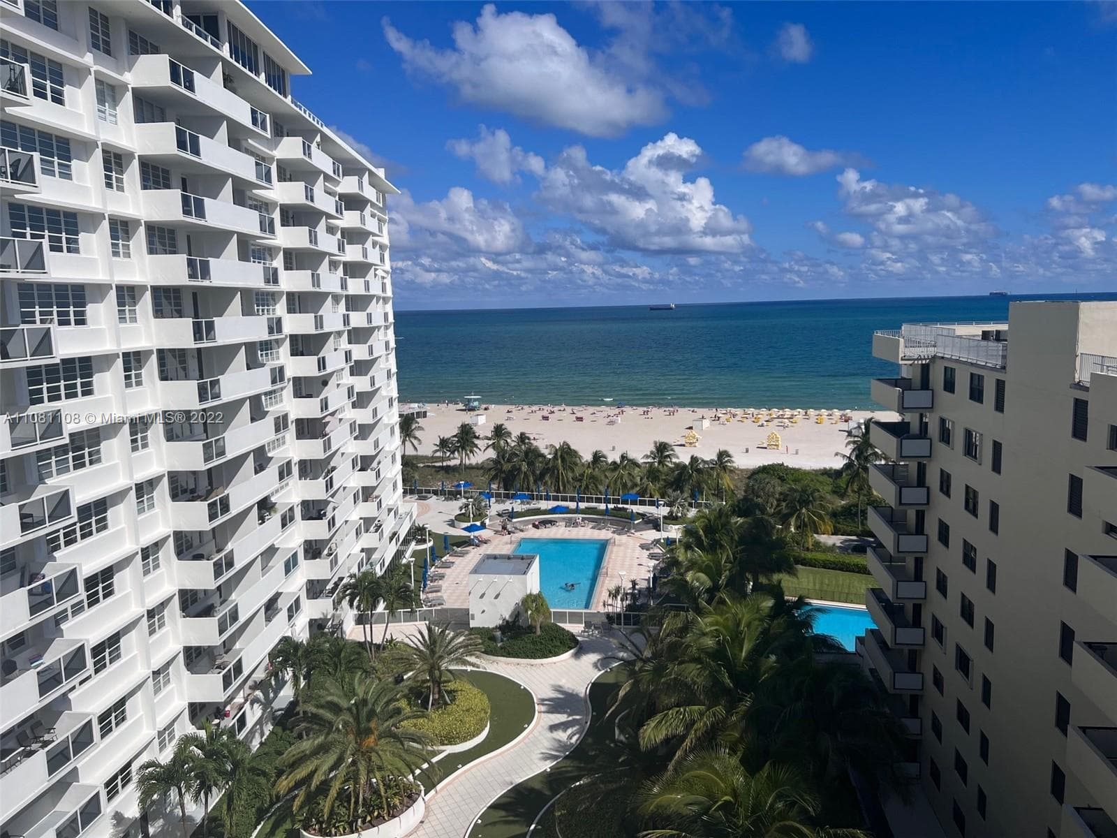 100 Lincoln Rd # 1121, Miami Beach FL 33139 — 22