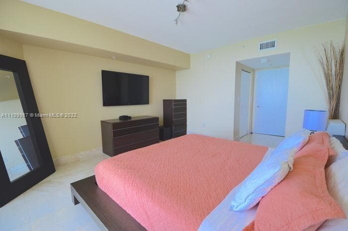 16699 Collins Ave # 1509, Sunny Isles Beach FL 33160 — 14